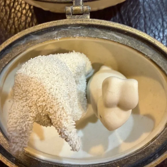 Dept 56 Cream Floral Trinket Box Egg with Snowbaby and bunny - Picture 5 of 8